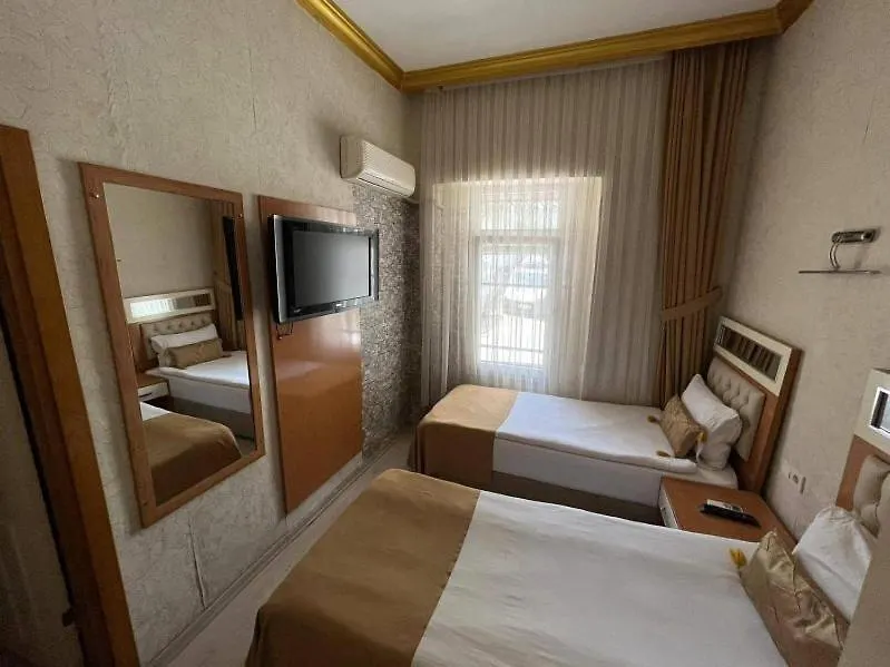 איזמיר Vatan Hotel