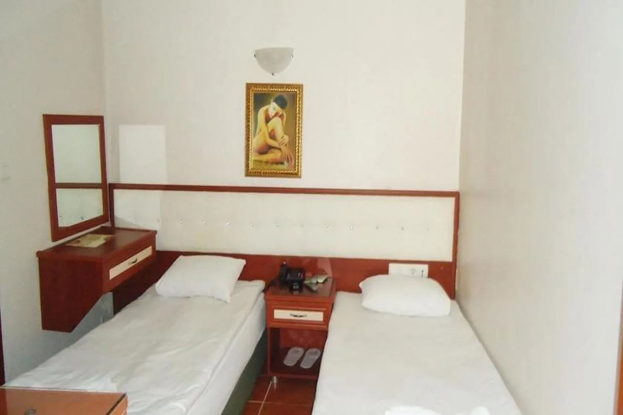 איזמיר Vatan Hotel