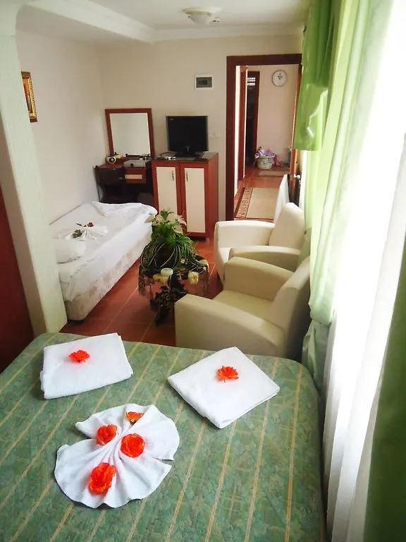 Vatan Hotel Izmir 3*,